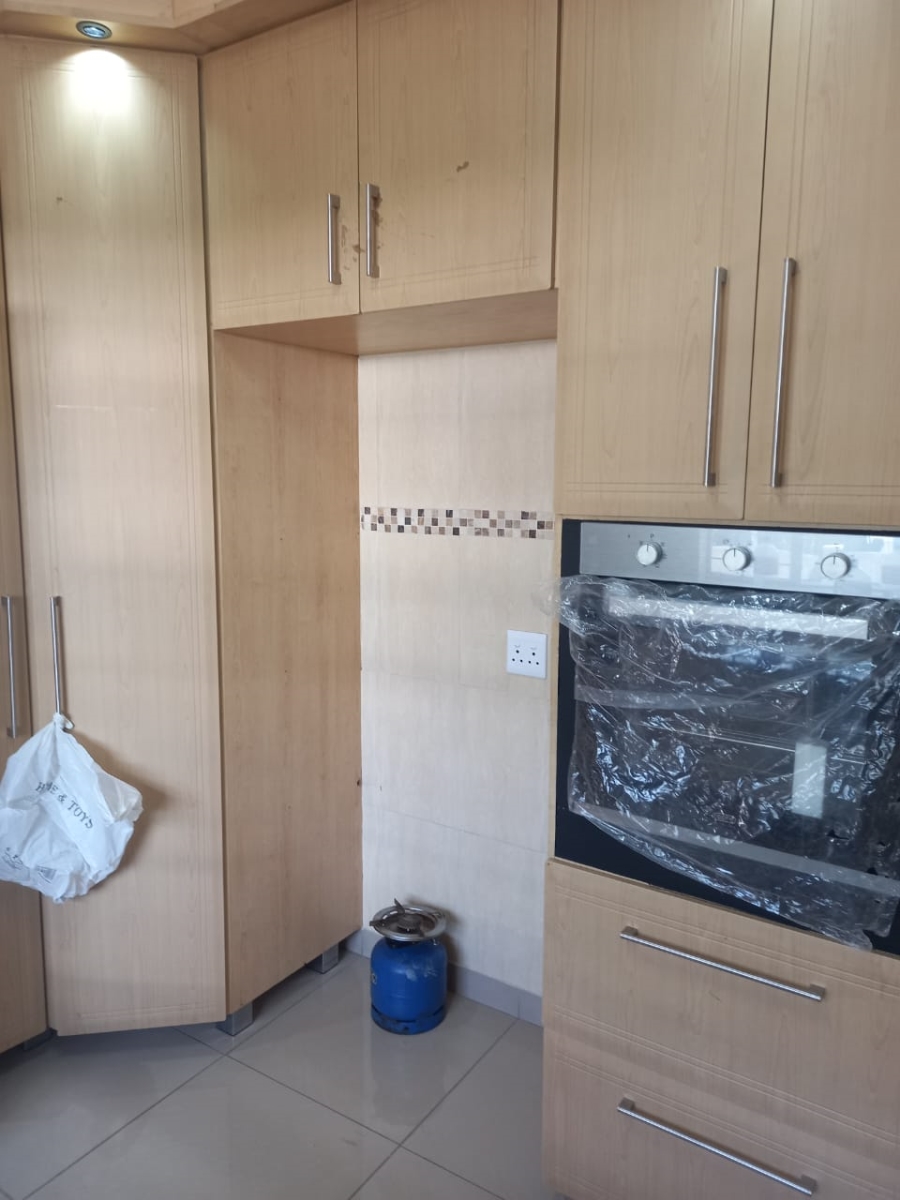 4 Bedroom Property for Sale in Collerville North West